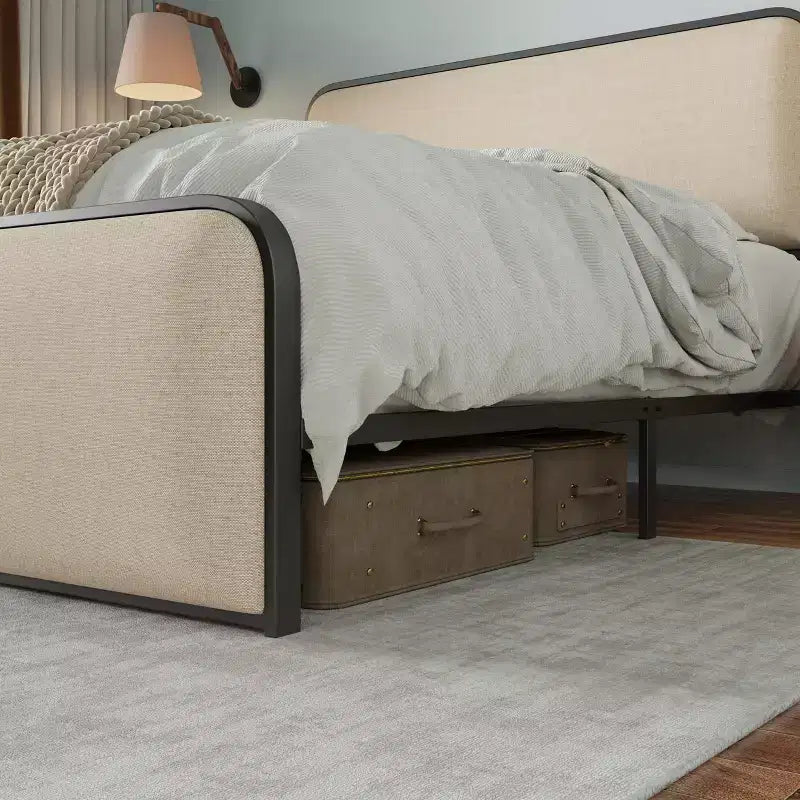 Letto a piattaforma in metallo matrimoniale/king size con testiera e pediera imbottite curve, struttura letto in metallo resistente per camera da letto