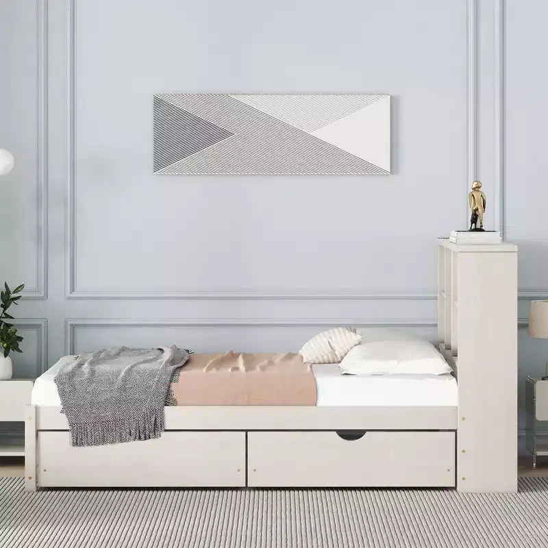 Struttura letto matrimoniale moderna da 87 pollici con testiera a due livelli stile libreria, porte USB integrate e due cassetti. Effetto sbiancato